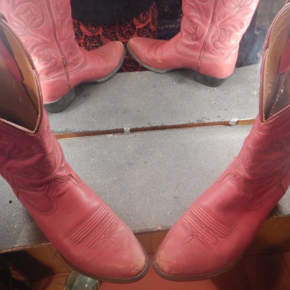 Ariat Heritage Round Toe Red Cowboy Boots - Picture 11 of 15